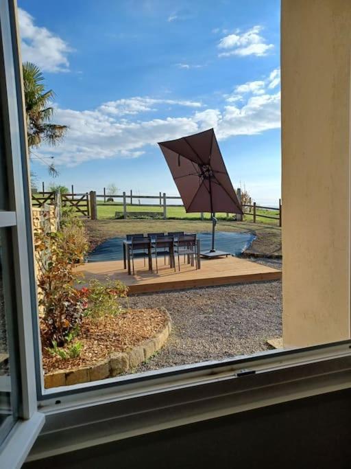 Maison Face Au Mont Avec Exterieur อาวร็องช์ ภายนอก รูปภาพ