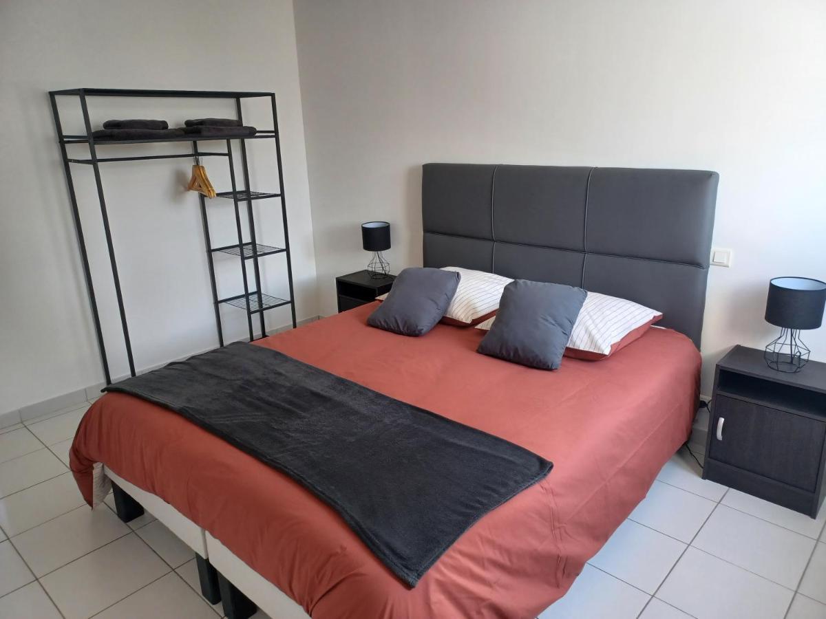 Maison Face Au Mont Avec Exterieur อาวร็องช์ ภายนอก รูปภาพ