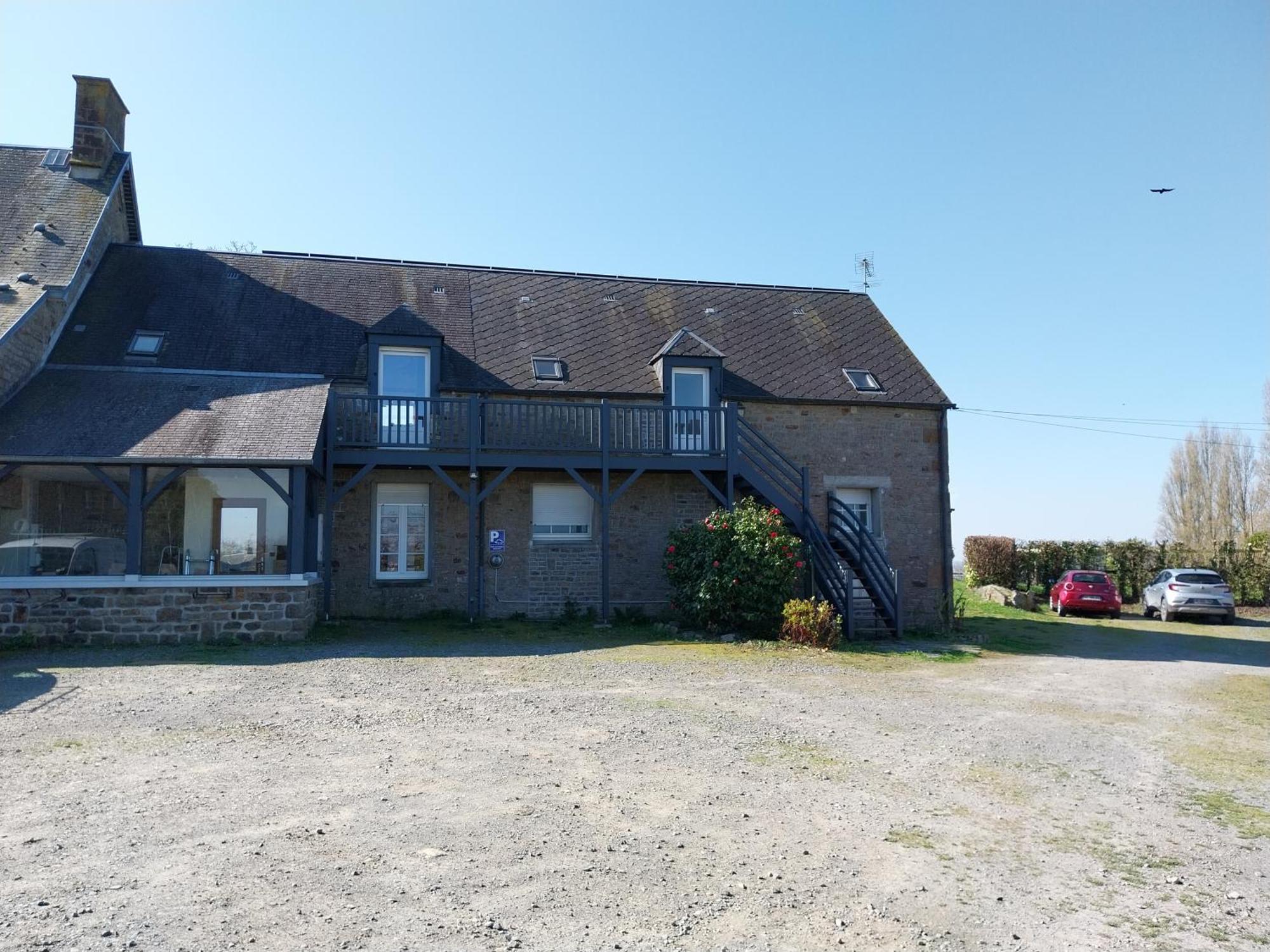 Maison Face Au Mont Avec Exterieur อาวร็องช์ ภายนอก รูปภาพ